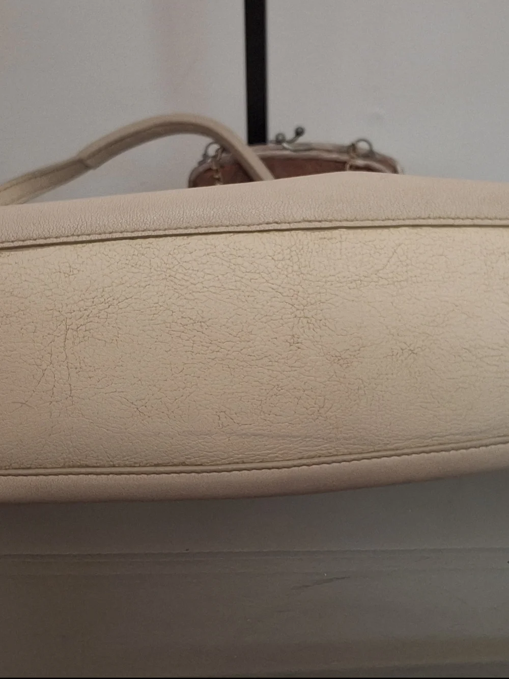 Coach East West Beige Hobo
